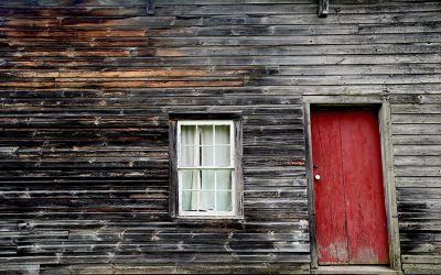 Buy a Fixer-upper or a Move-in Ready Home?